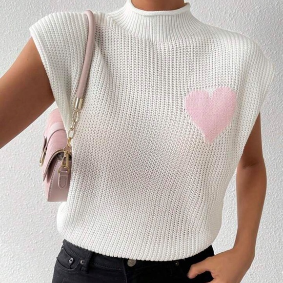 Beautiful Women Stand winter Collar Heart Pattern Batwing Short Sleeve Knit Top - Picture 6 of 6